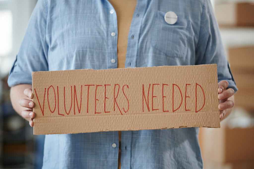 BE A VOLUNTEER